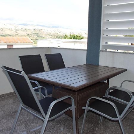 Apartments Sv. Jelena 2 Паг Екстер'єр фото