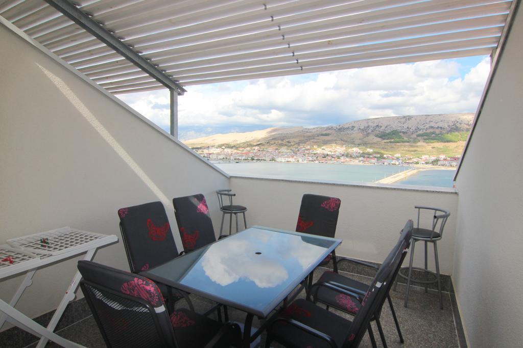 Apartments Sv. Jelena 2 Паг Екстер'єр фото