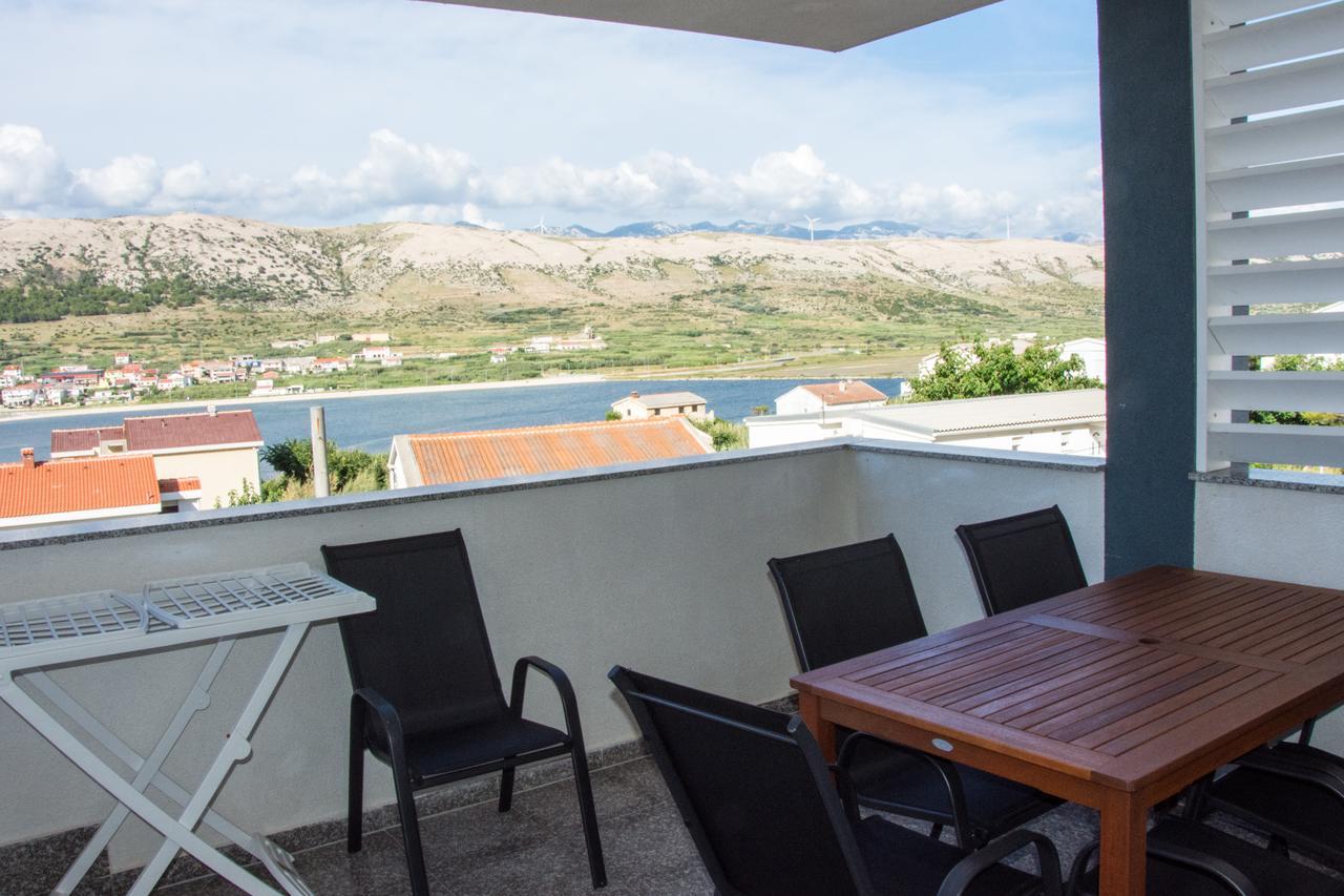 Apartments Sv. Jelena 2 Паг Екстер'єр фото